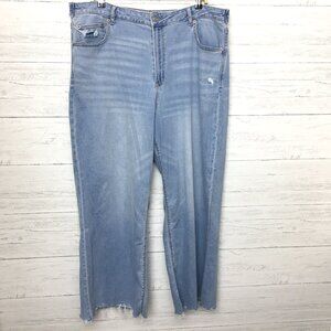 NEW American Eagle Baggy Wide Leg Jeans Super High Rise Distressed size 18S x 30